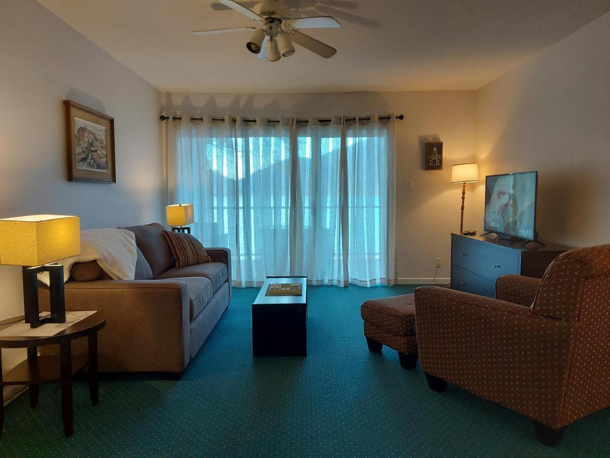 אוסויוס Richter Pass Beach Resort מראה חיצוני תמונה
