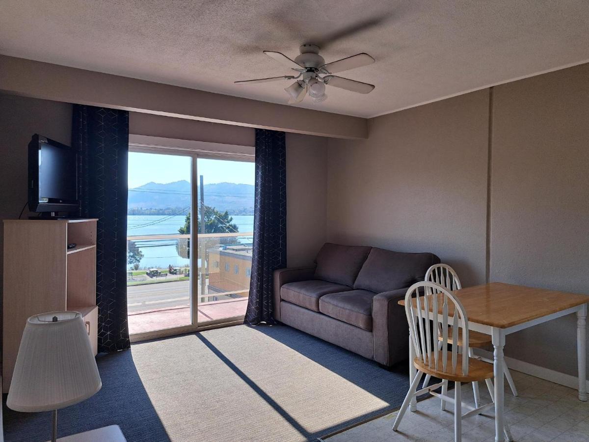 אוסויוס Richter Pass Beach Resort מראה חיצוני תמונה
